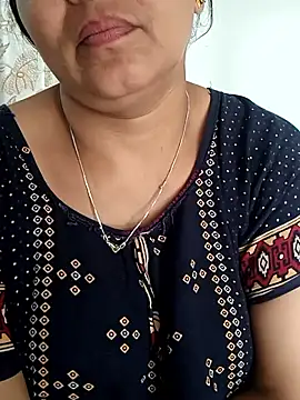 Snapshot of angel_ridhi chatting on April 2026 03:17:02 AM angel ridhi online show from April 2026 03:17:02 AM