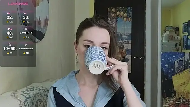 Snapshot of SkyHelen chatting on April 2026 08:04:02 AM SkyHelen online show from April 2026 08:04:02 AM