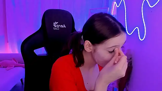 Snapshot of JenniferKiim chatting on February 2026 08:33:01 AM JenniferKiim online show from February 2026 08:33:01 AM