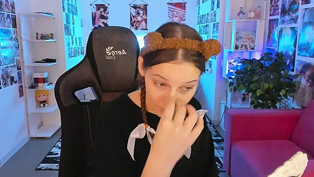 Snapshot of JenniferKiim chatting on February 2026 08:37:01 AM JenniferKiim online show from February 2026 08:37:01 AM