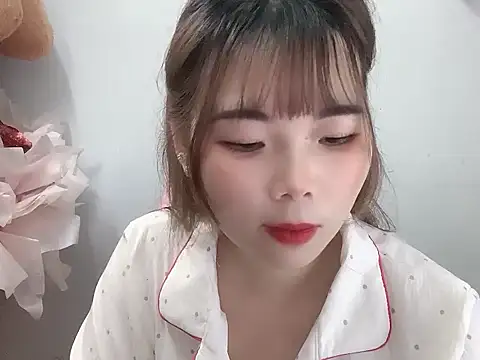 Snapshot of Pony898 chatting on October 2025 07:31:02 AM Pony898 online show from October 2025 07:31:02 AM