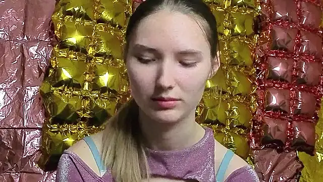  kikiclark   online show from March 2026 09:18:01 PM