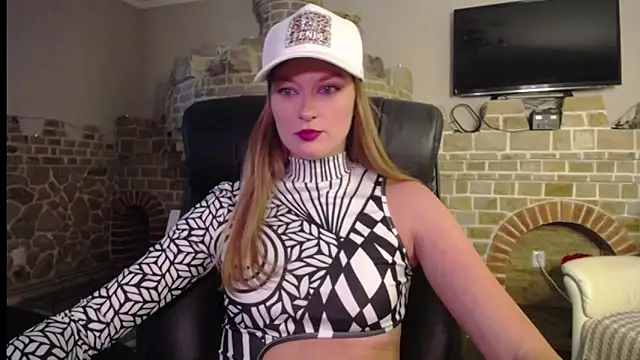 Snapshot of MysticVenus_ chatting on September 2025 11:32:01 AM MysticVenus online show from September 2025 11:32:01 AM