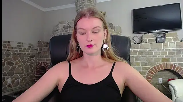 Snapshot of MysticVenus_ chatting on September 2025 12:52:02 PM MysticVenus online show from September 2025 12:52:02 PM