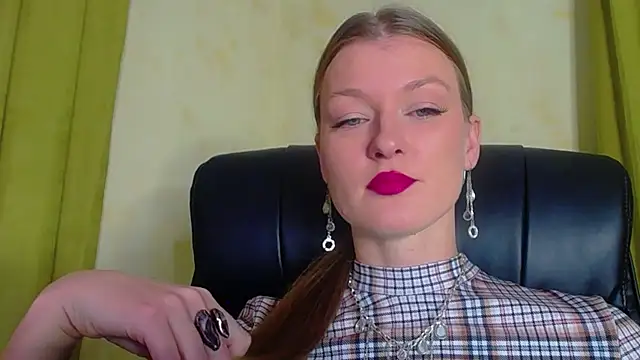 Snapshot of MysticVenus_ chatting on December 2025 02:47:01 PM MysticVenus online show from December 2025 02:47:01 PM