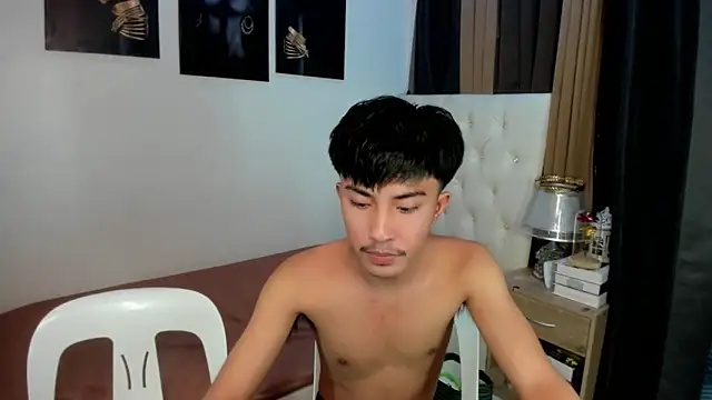 Snapshot of xxxhugecocktwinkxxx chatting on November 2025 04:20:01 PM xxxhugecocktwinkxxx online show from November 2025 04:20:01 PM