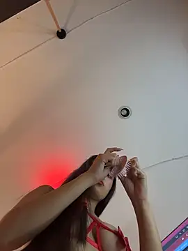 Juanita-Diaz online show from January 2026 08:45:01 PM