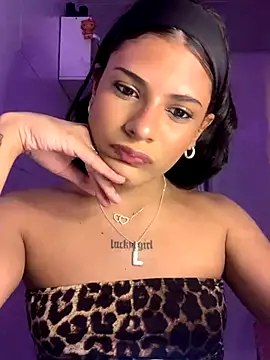 luluzinhax online show from November 2025 01:50:02 AM