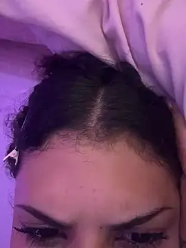 Snapshot of luluzinhax chatting on March 2026 06:57:01 AM luluzinhax online show from March 2026 06:57:01 AM