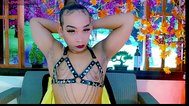 Snapshot of Cristal_Villael chatting on November 2025 03:06:01 AM Cristal Villael online show from November 2025 03:06:01 AM