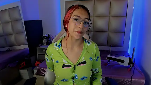 Valkiria js online show from November 2025 12:16:01 PM