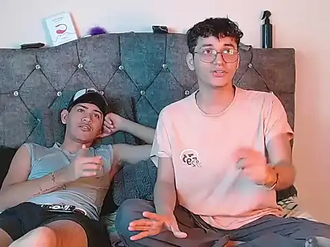 Snapshot of logan_willyams_ chatting on September 2025 09:14:02 PM logan willyams  online show from September 2025 09:14:02 PM