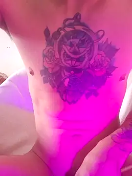 ganjaaman4i21 online show from October 2025 02:18:02 PM