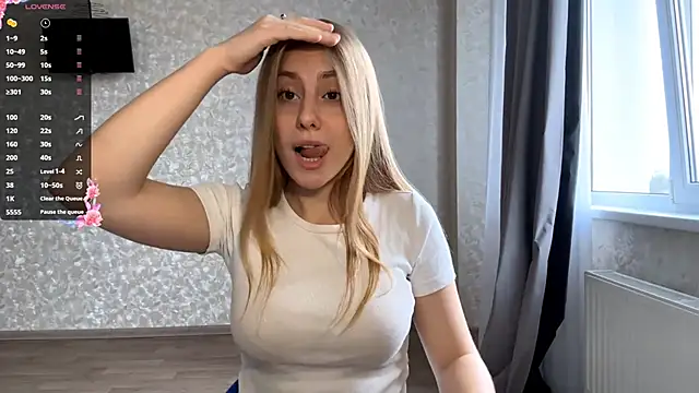 Snapshot of DreamyOlivia chatting on October 2025 10:47:01 AM DreamyOlivia online show from October 2025 10:47:01 AM