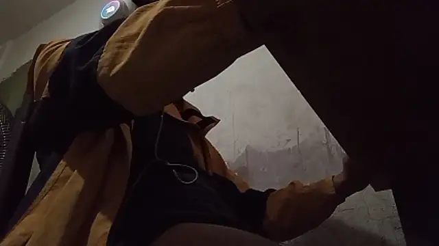 Snapshot of MYM69_- chatting on April 2026 06:21:01 AM MYM69 - online show from April 2026 06:21:01 AM