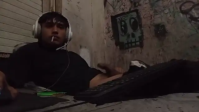 Snapshot of MYM69_- chatting on April 2026 11:37:01 AM MYM69 - online show from April 2026 11:37:01 AM