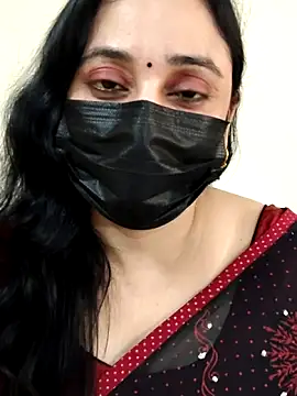 Monica cams online show from October 2025 02:42:02 PM