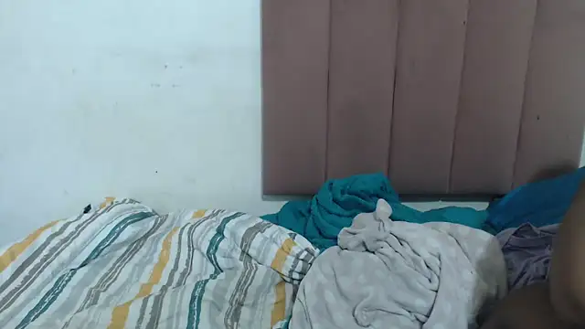 Chubby Queenx255 online show from December 2025 07:14:02 AM