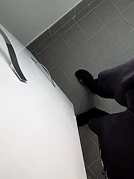 Snapshot of NuclearValue40 chatting on March 2026 04:21:01 PM NuclearValue40 online show from March 2026 04:21:01 PM