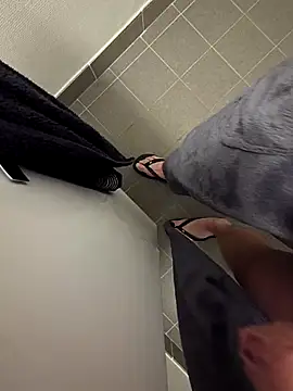 Snapshot of NuclearValue40 chatting on March 2026 02:06:01 AM NuclearValue40 online show from March 2026 02:06:01 AM