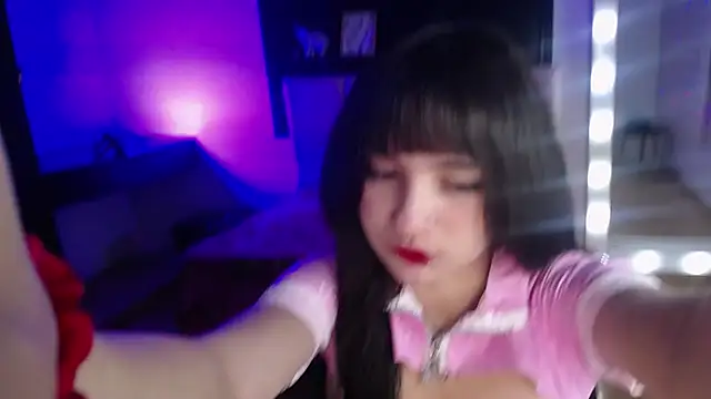  Charlotte Collins  online show from March 2026 02:43:01 PM