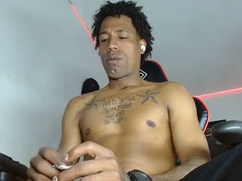 Snapshot of BBC_Black_ chatting on April 2026 12:21:01 PM BBC Black online show from April 2026 12:21:01 PM