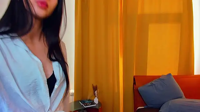 JoCauterucci online show from November 2025 07:03:02 AM