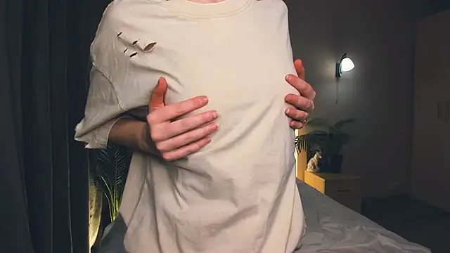 exposed lizzy online show from September 2025 07:48:02 PM