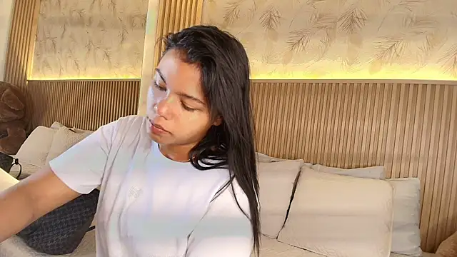 Snapshot of Liss-Reyes chatting on March 2026 12:05:03 PM Liss-Reyes online show from March 2026 12:05:03 PM
