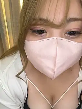 Chua-chan online show from October 2025 06:19:01 AM