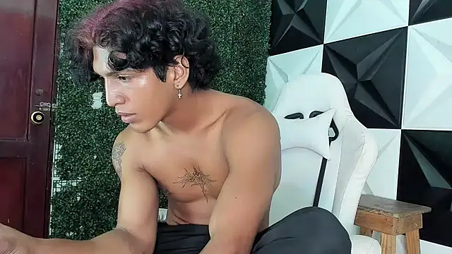 bull cam online show from December 2025 02:11:01 PM