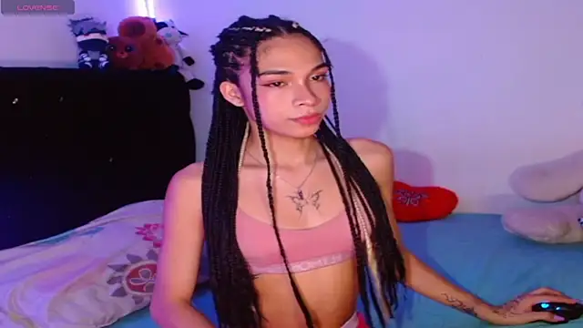 NathaliaPaz  online show from May 2026 12:04:02 PM