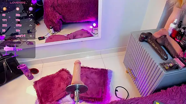 Mia Valentine  online show from February 2026 08:08:02 PM