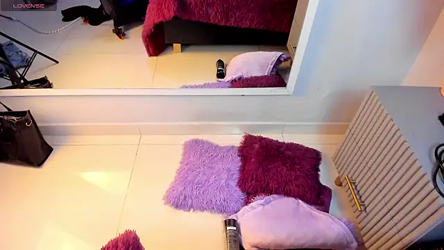 Mia Valentine  online show from March 2026 08:16:01 PM