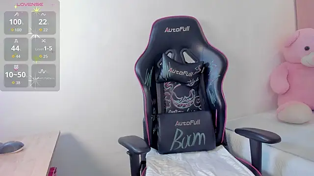 kate lua online show from October 2025 01:09:02 PM