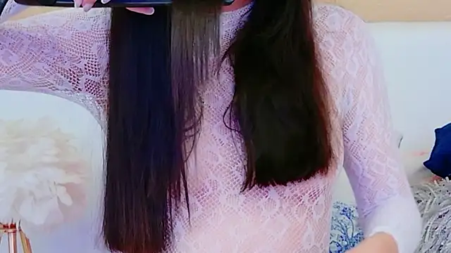 MiaDunoff online show from November 2025 09:57:02 PM