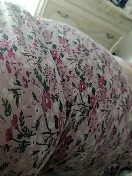 Snapshot of Monellidinasco6 chatting on April 2026 10:51:02 AM Monellidinasco6 online show from April 2026 10:51:02 AM