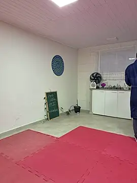 dancaEstrip online show from August 2026 09:52:01 AM