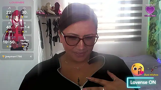 Vesper Vixen online show from October 2025 01:40:02 PM