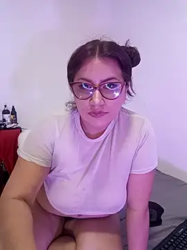 Vesper Vixen online show from December 2025 03:21:01 PM