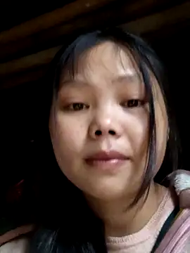 Snapshot of omiu-baby chatting on May 2026 11:32:02 PM omiu-baby online show from May 2026 11:32:02 PM
