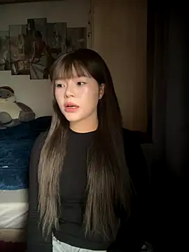 Snapshot of SarahBeii chatting on November 2025 03:23:01 AM SarahBeii online show from November 2025 03:23:01 AM