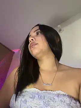 Snapshot of P_A_U_L_I_N_A_ chatting on December 2025 03:04:01 AM P A U L I N A online show from December 2025 03:04:01 AM