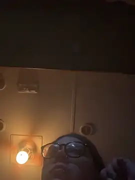 Snapshot of adventuresinsky chatting on October 2025 07:17:02 AM adventuresinsky online show from October 2025 07:17:02 AM