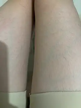 Snapshot of Zinsetka chatting on April 2026 05:00:01 PM Zinsetka online show from April 2026 05:00:01 PM