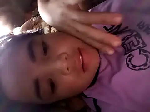 Snapshot of AnHa19 chatting on September 2025 03:03:01 PM AnHa19 online show from September 2025 03:03:01 PM