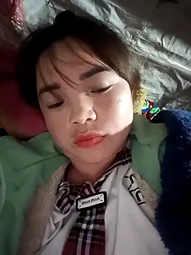 Snapshot of AnHa19 chatting on November 2025 01:56:02 PM AnHa19 online show from November 2025 01:56:02 PM