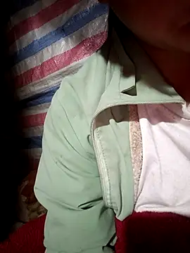 Snapshot of AnHa19 chatting on December 2025 10:30:02 PM AnHa19 online show from December 2025 10:30:02 PM