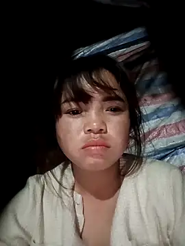 Snapshot of AnHa19 chatting on December 2025 09:53:01 PM AnHa19 online show from December 2025 09:53:01 PM