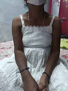 Snapshot of umashreetamil chatting on June 2026 11:14:01 PM umashreetamil online show from June 2026 11:14:01 PM